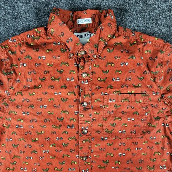 Duluth Trading Untucked Shirt Men's Large AOP Tractors Relaxed Fit Button Down - Picture 5 of 12
